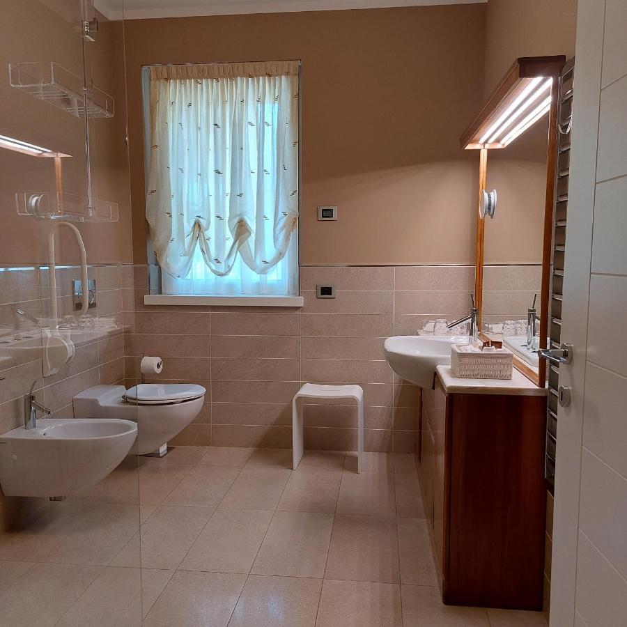 Casaro Apartment Albano Sant'alessandro Екстериор снимка