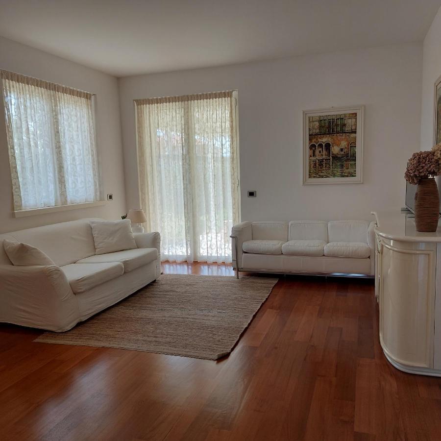 Casaro Apartment Albano Sant'alessandro Екстериор снимка